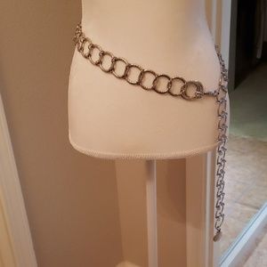 Silver chain link belt